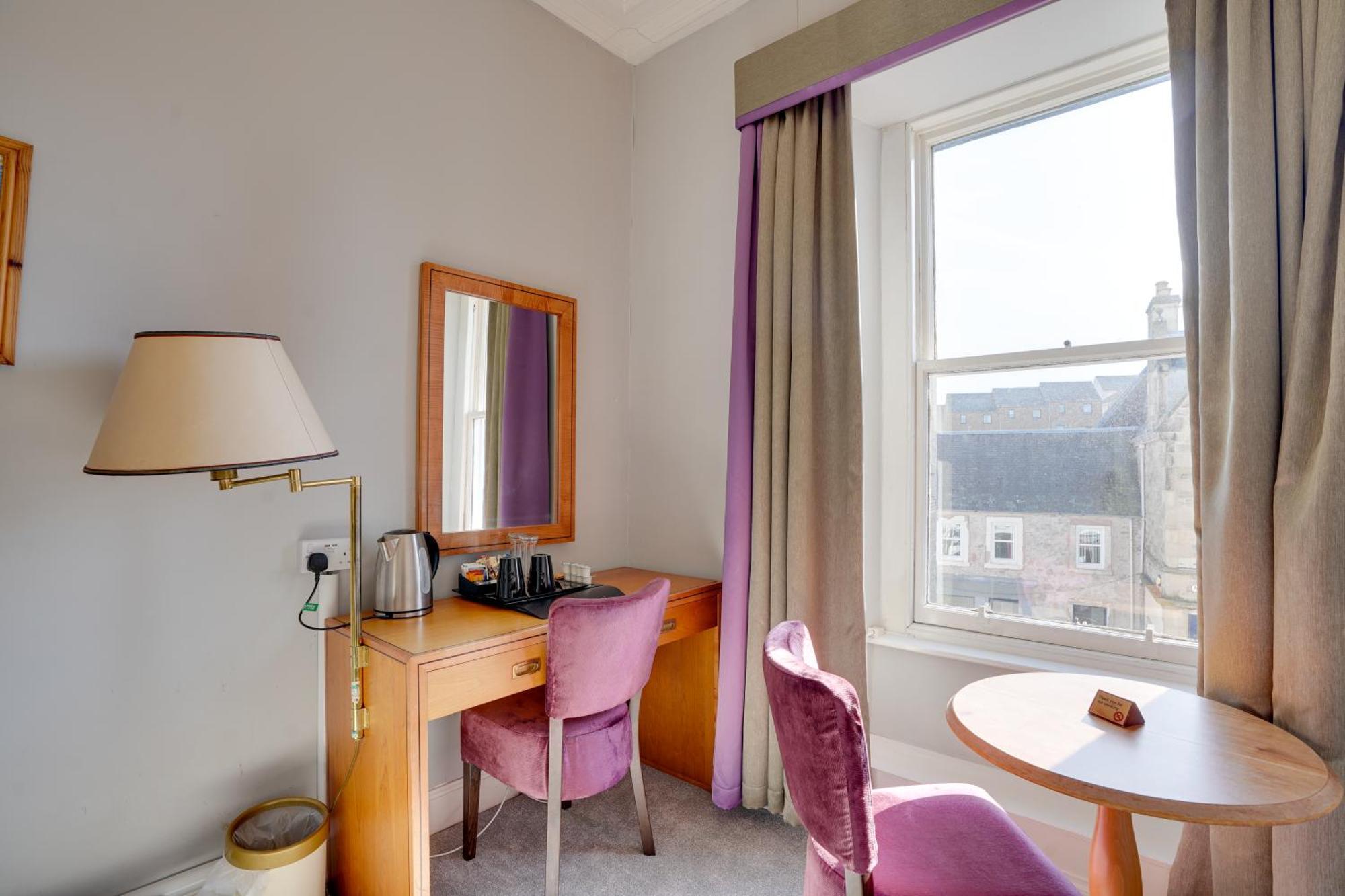 The County Hotel - Self Check-In, Ultra Fast Wi-Fi, Free Parking, Central Location 塞尔柯克 外观 照片